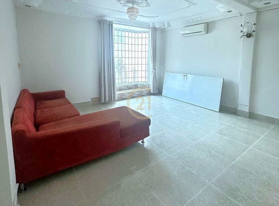 ac9676ca-fc92-43fe-8cbc-4f4b7c3ce515