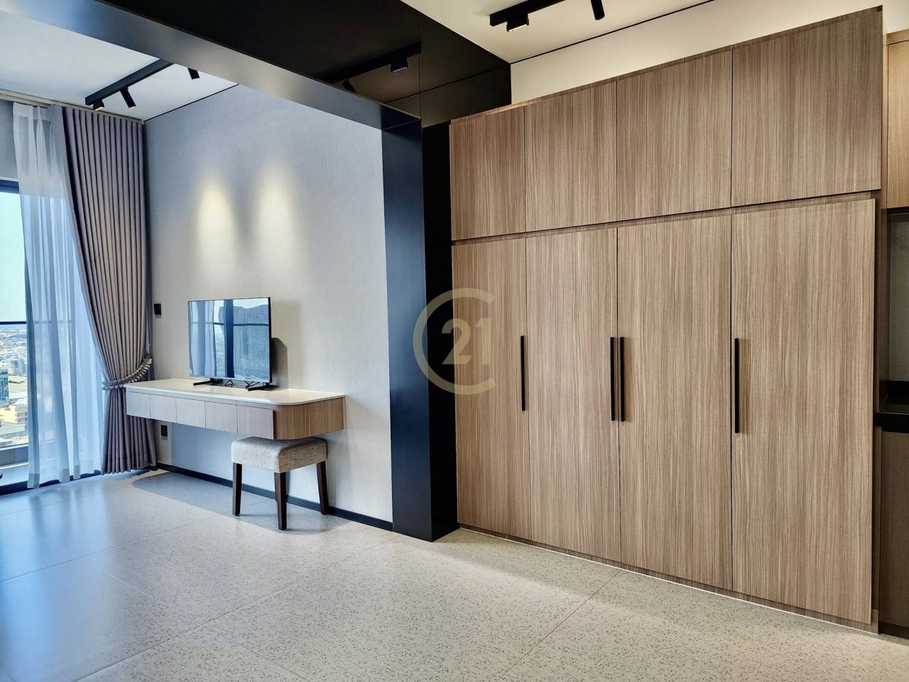 photo_2025-12-09_16-11-53