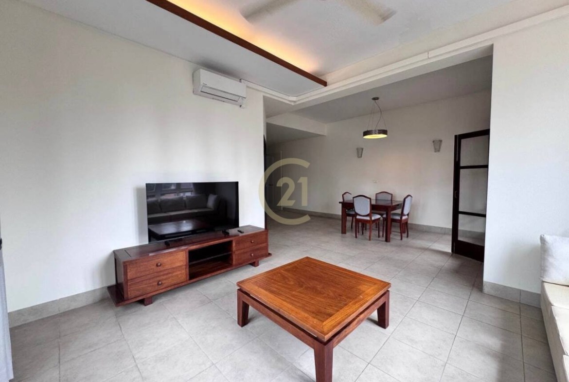 WESTERN TWO BEDROOM FOR RENT-BKK1