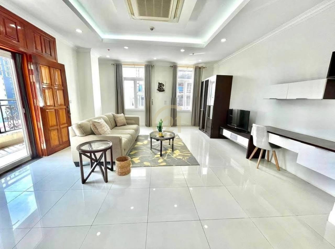 SPECIOUS TWO BEDROOM FOR RENT-BKK1