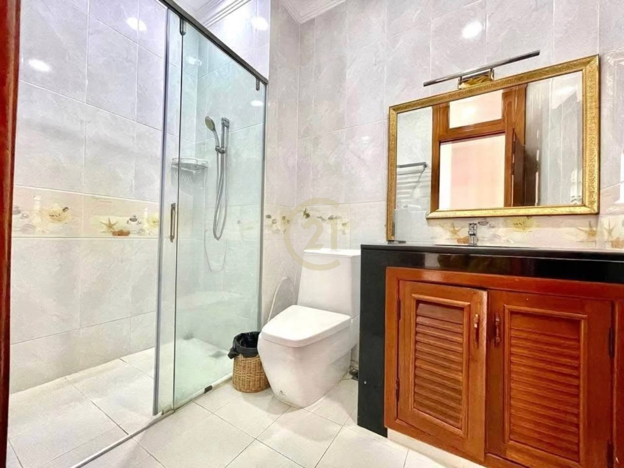 SPECIOUS TWO BEDROOM FOR RENT-BKK1