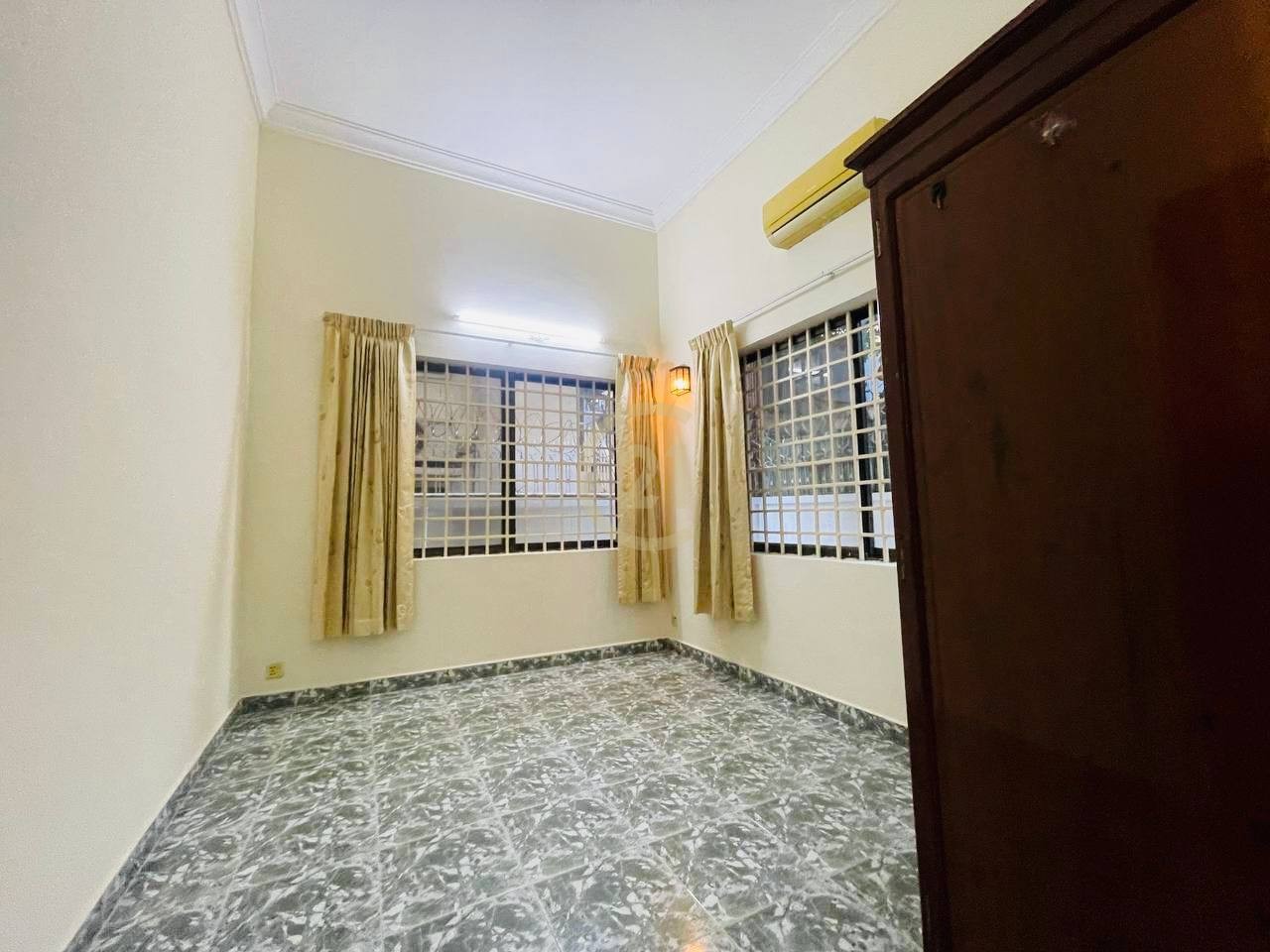Villa For Rent At Toul Tompong