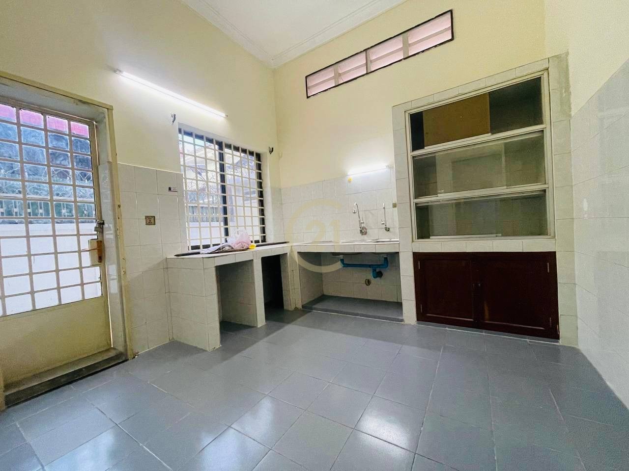 Villa For Rent At Toul Tompong