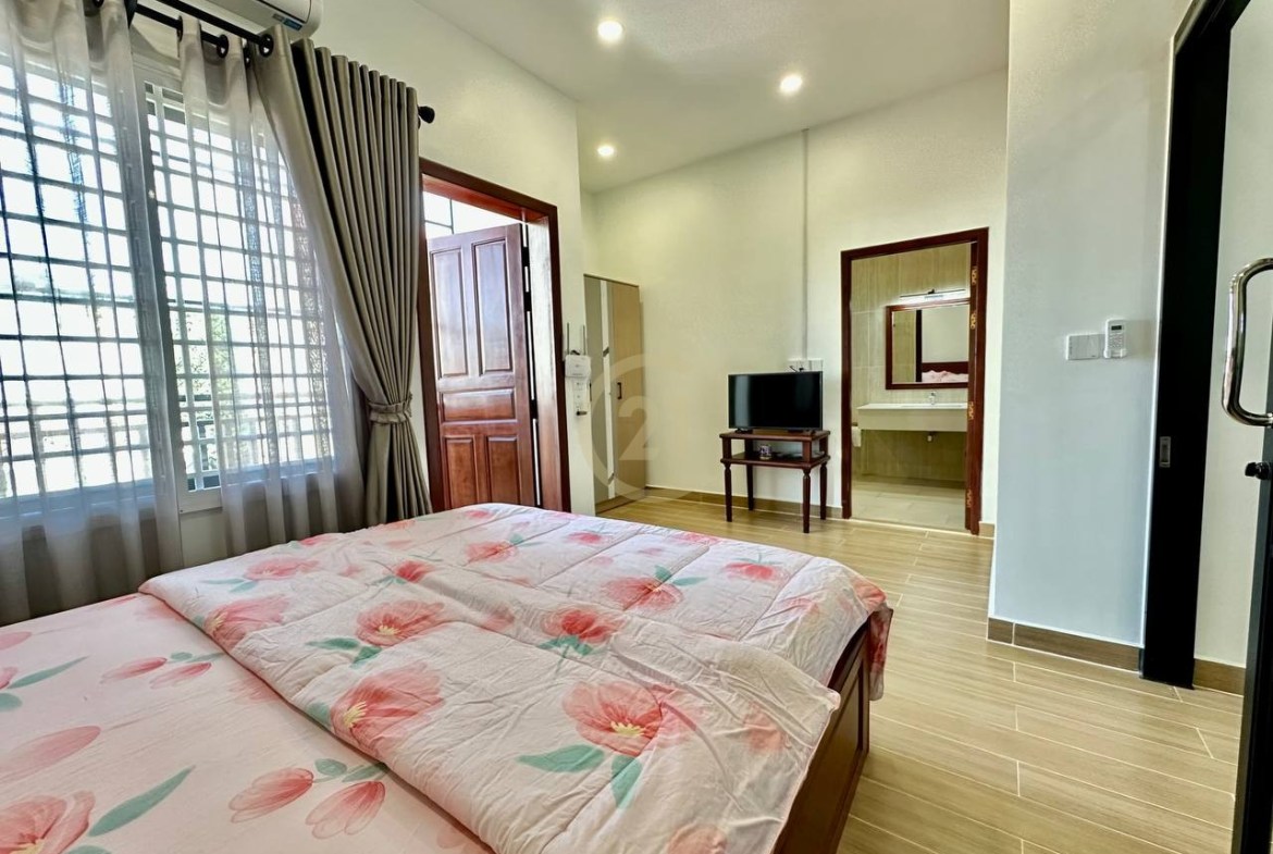 BRAND NEW ONE BEDROOM FOR RENT-TONLE BASSAC