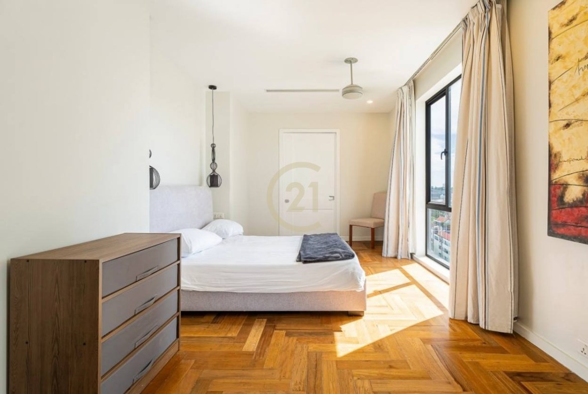 WESTERN PENTHOUSE FOR RENT-TONLE BASSAC