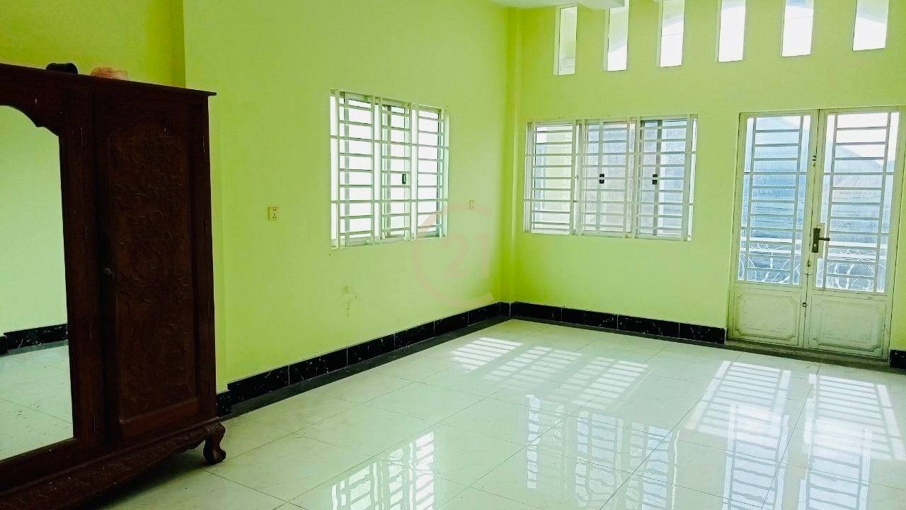 Shophouse For Rent At Dang Kao