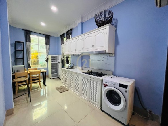 Renovated 1-Bedroom House for Rent in Toul Tompoung (TTP)