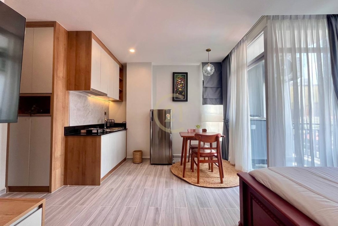 Studio Room for Rent in Daun Penh Near Independence Monument – Fully Furnished