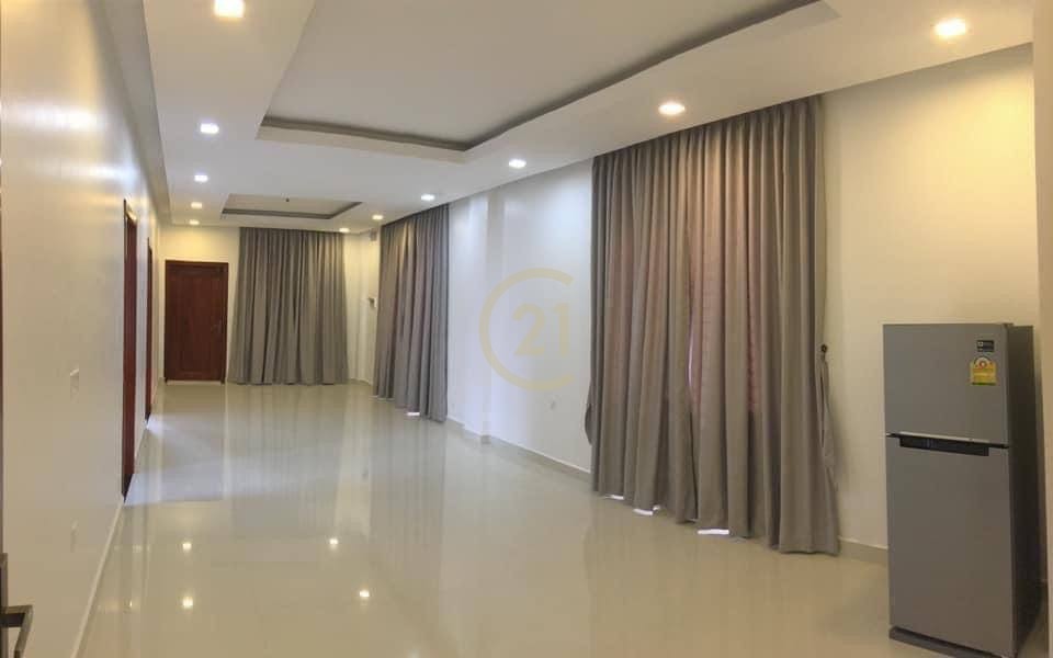 Building for Rent in Toul Tompoung (TTP)
