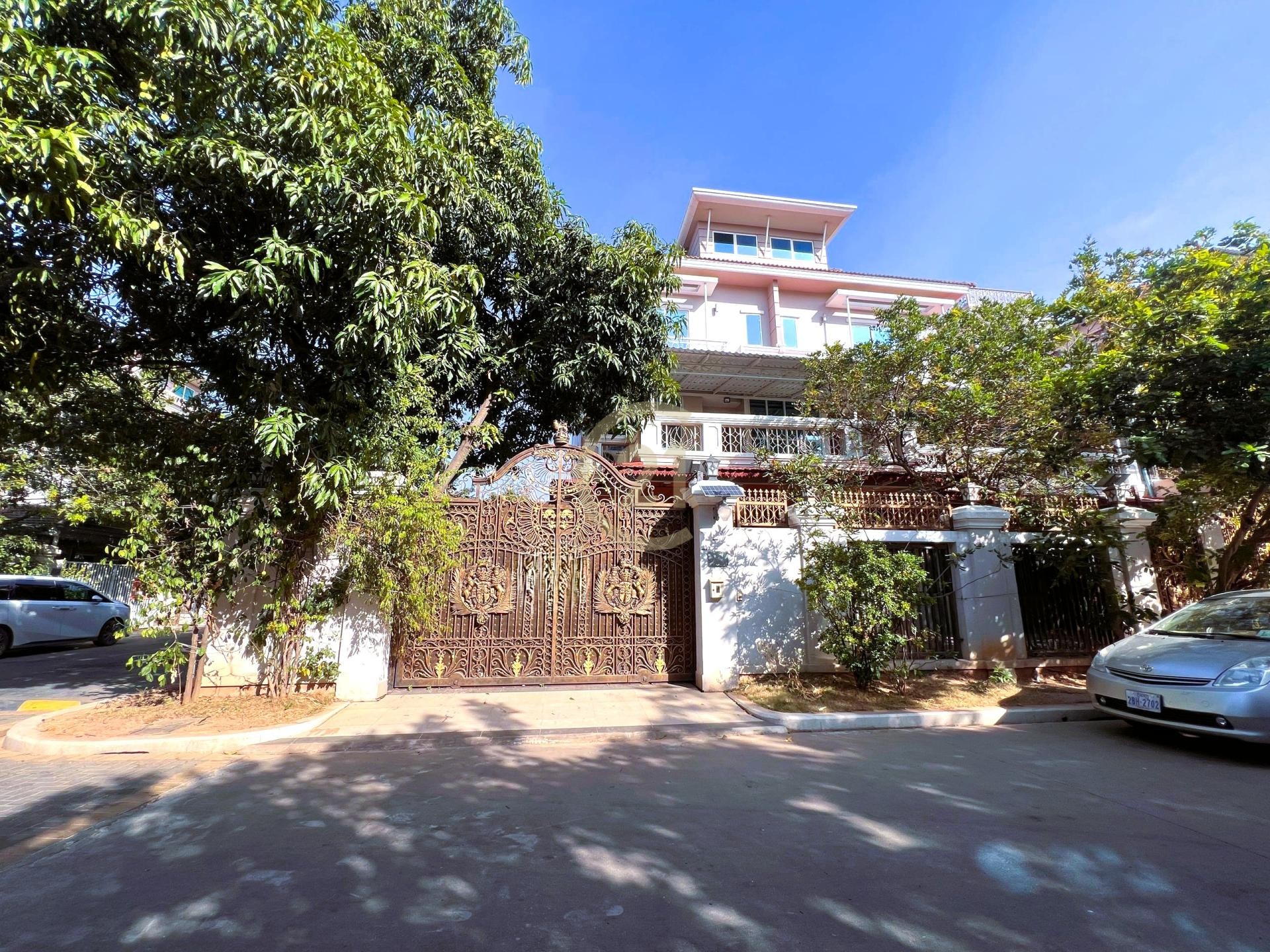 589851a5-4b2c-4955-8caa-35cae85e719a Corner Villa for Rent – PH Boeng Snor, Phnom Penh