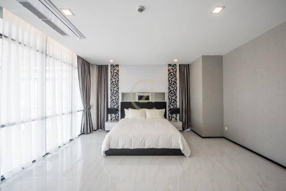 PREMIUM PENTHOUSE FOR RENT-DAUN PENH