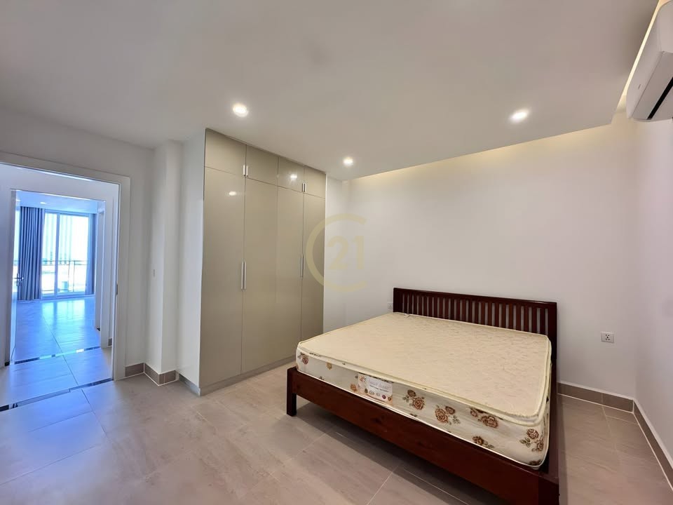 NICE TWO BEDROOM FOR RENT-CHROY CHONGVA
