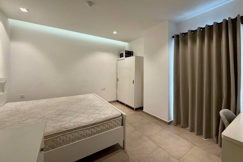 VINTAGE TWO BEDROOM FOR RENT-AEON MALL 3