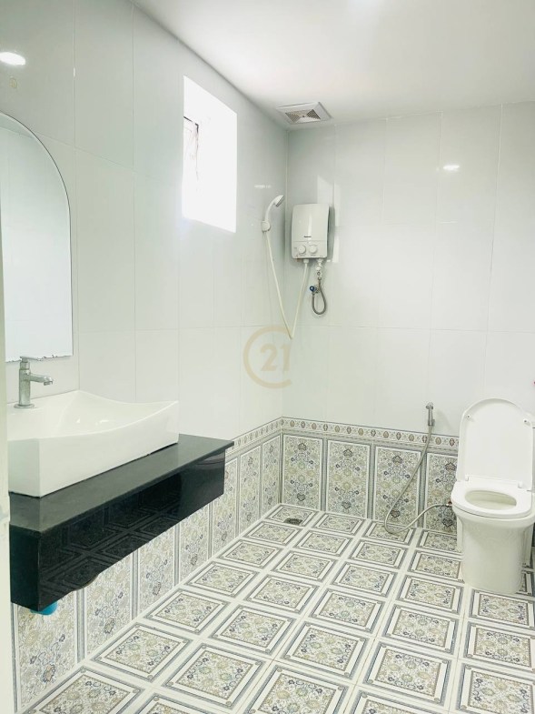 Cozy 1-Bedroom Apartment for Rent near Russian Market