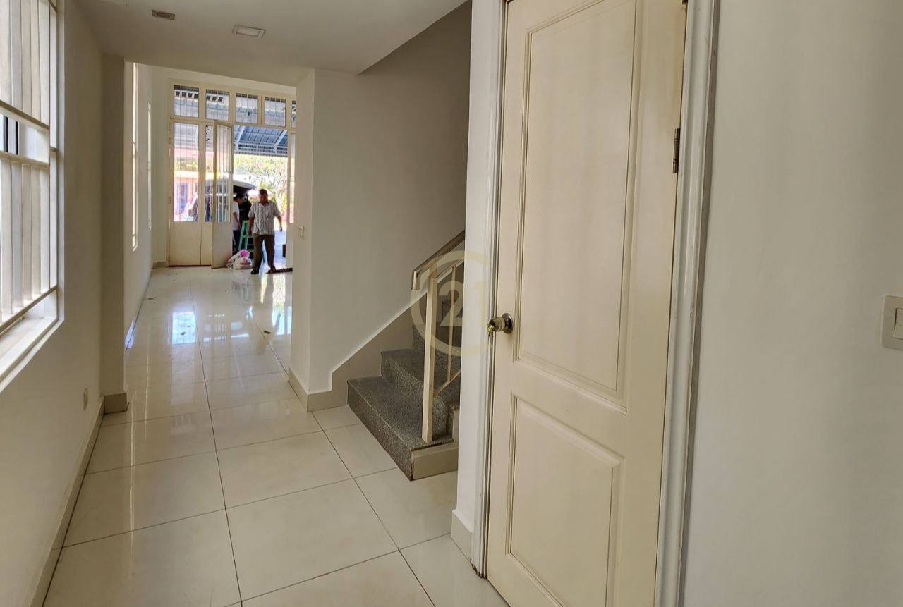 Shophouse for Rent at Sen Sok, Phnom Penh