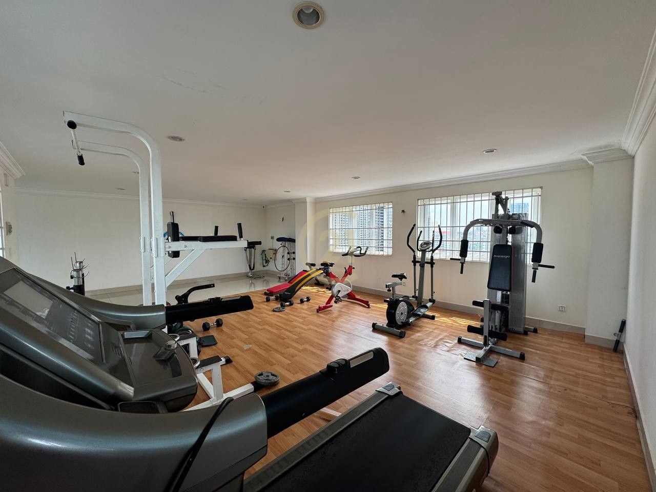 6303238259689065920 Cozy 1-Bedroom Apartment for Rent near Russian Market