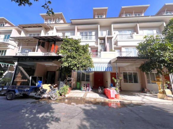 Link House for Rent – PH Boeng Snor, Phnom Penh