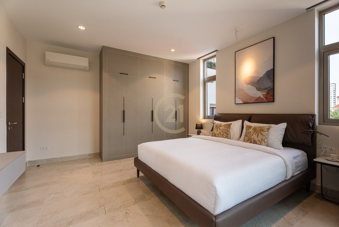 Luxury Two Bedroom For Rent At Daun Penh
