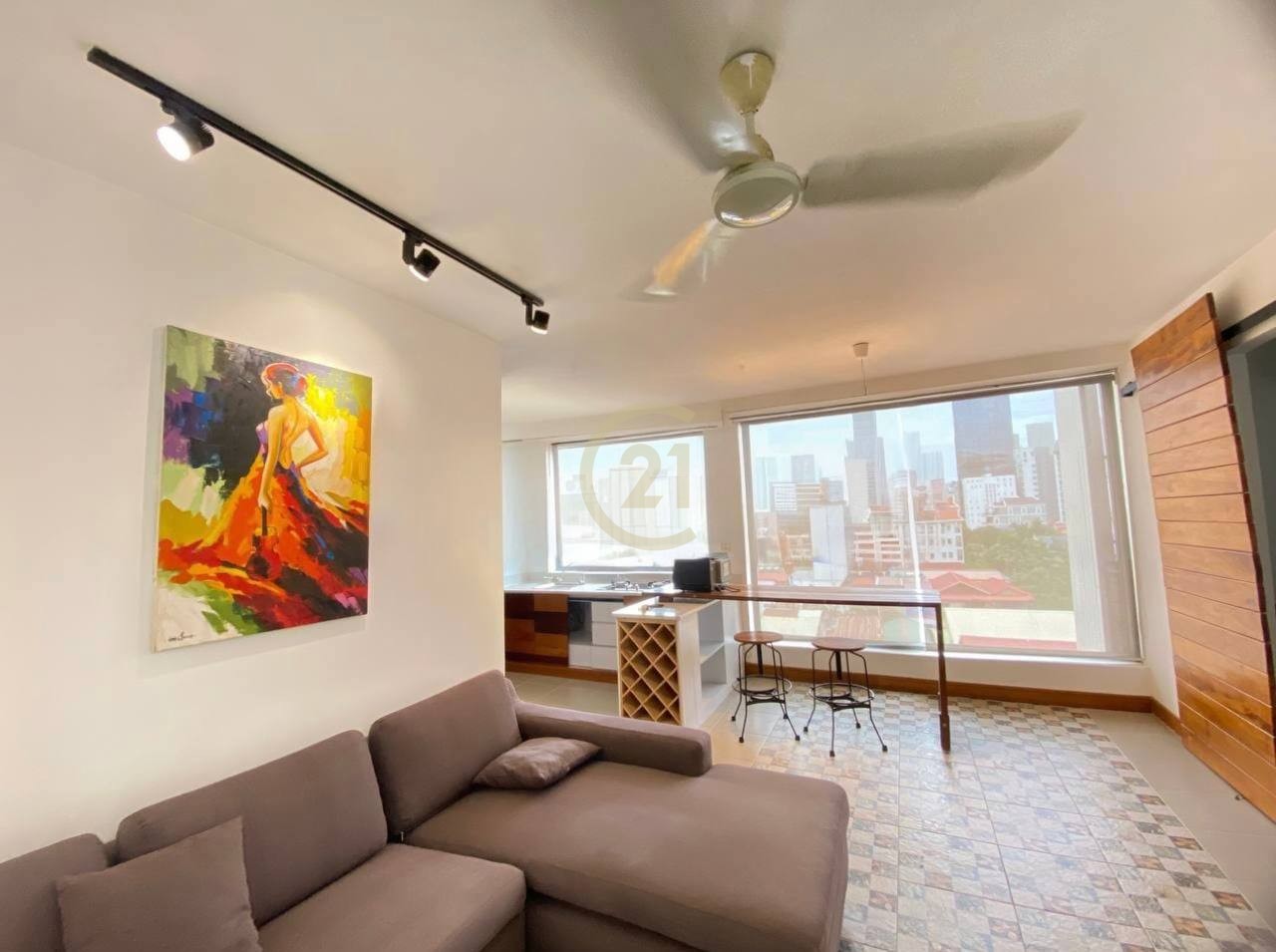WESTERN ONE BEDROOM FOR RENT-BKK1