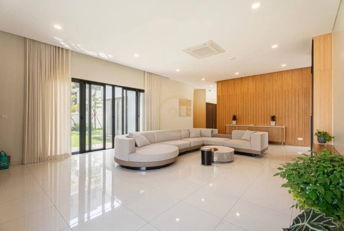 PRIVATE VILLA WITH SWIMMING POOL FOR RENT-NEW AIRPORT