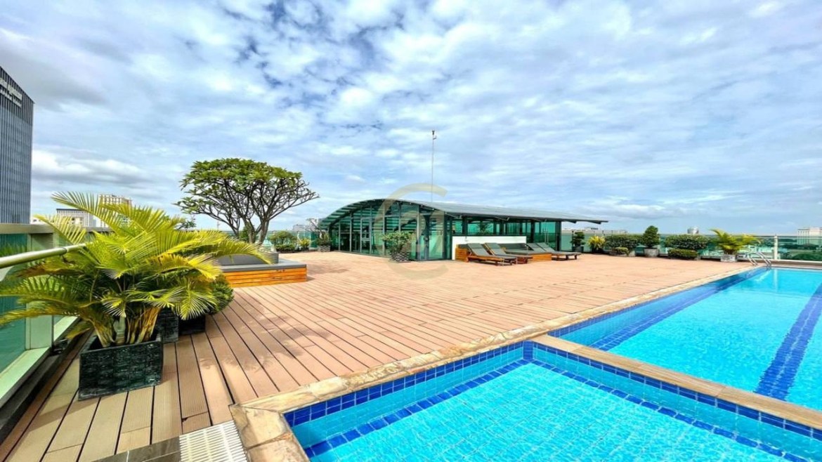 ELEGANT PENTHOUSE FOR RENT-DAUN PENH