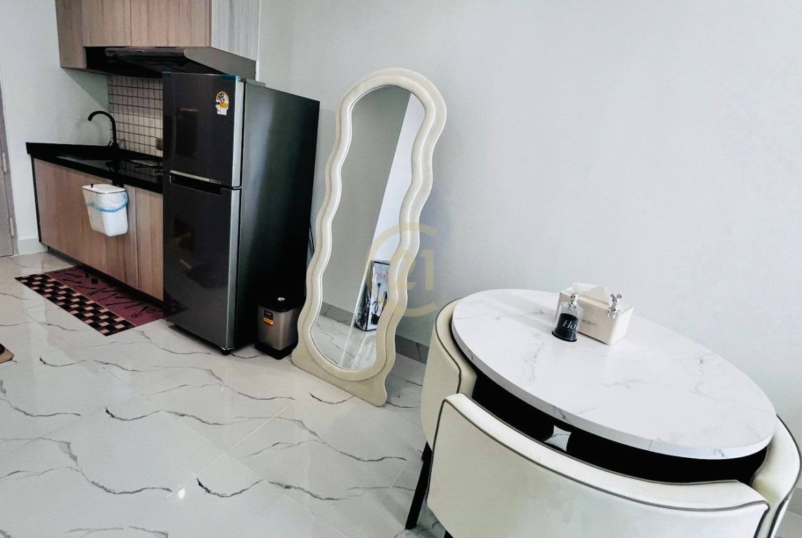 Loft Two Bedroom For Rent At L Tower