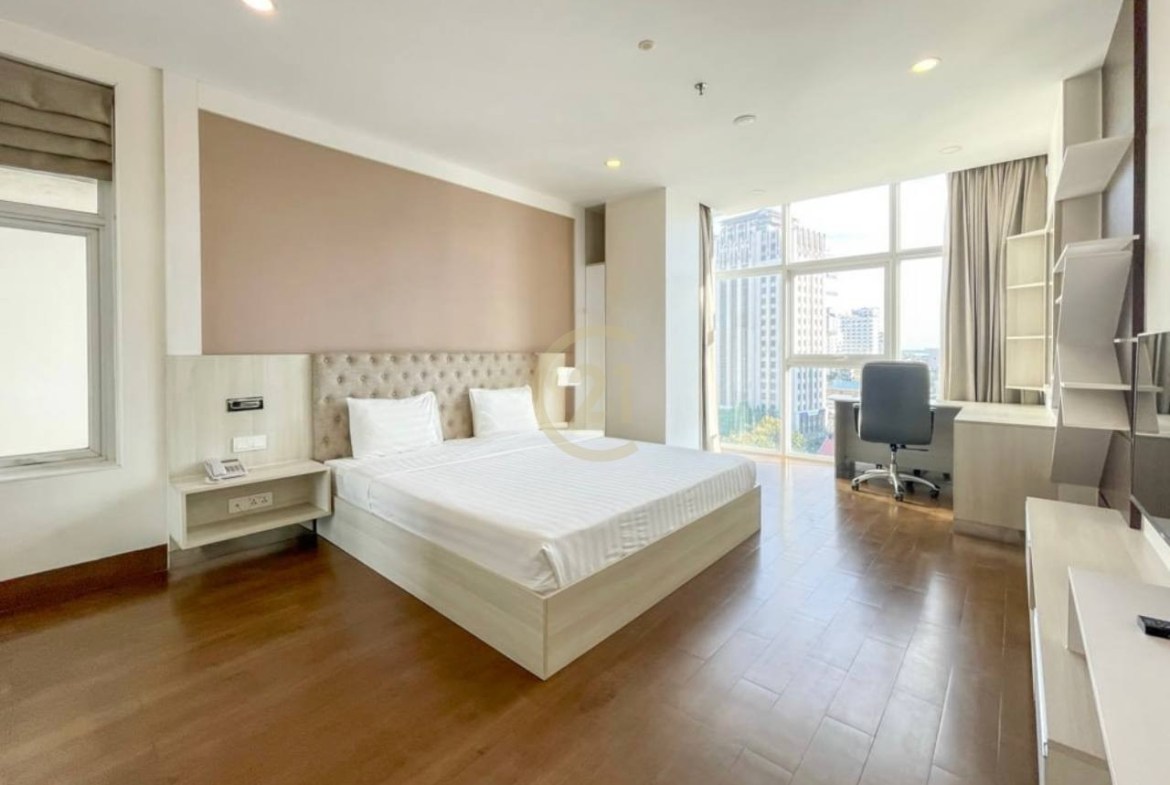 LUXURIOUS TWO BEDROOM FOR RENT-BKK1