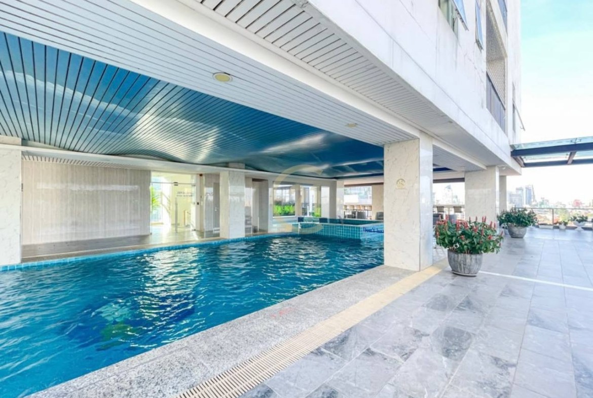 LUXURIOUS TWO BEDROOM FOR RENT-BKK1