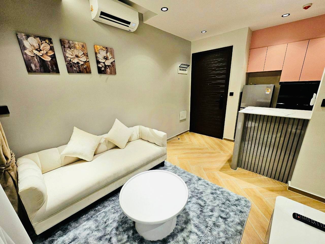 Brand New One Bedroom For Rent At Time Square 5