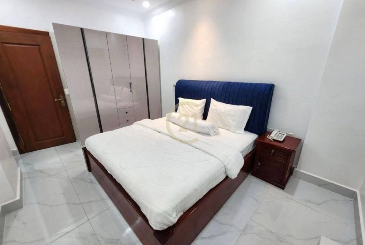 LUXURIOUS ONE BEDROOM FOR RENT-BKK1