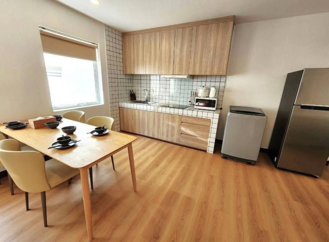 VINTAGE TWO BEDROOM FOR RENT-BKK1