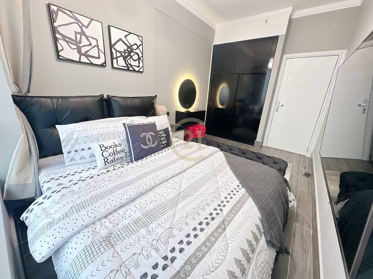 FANCY ONE BEDROOM FOR RENT-BKK3