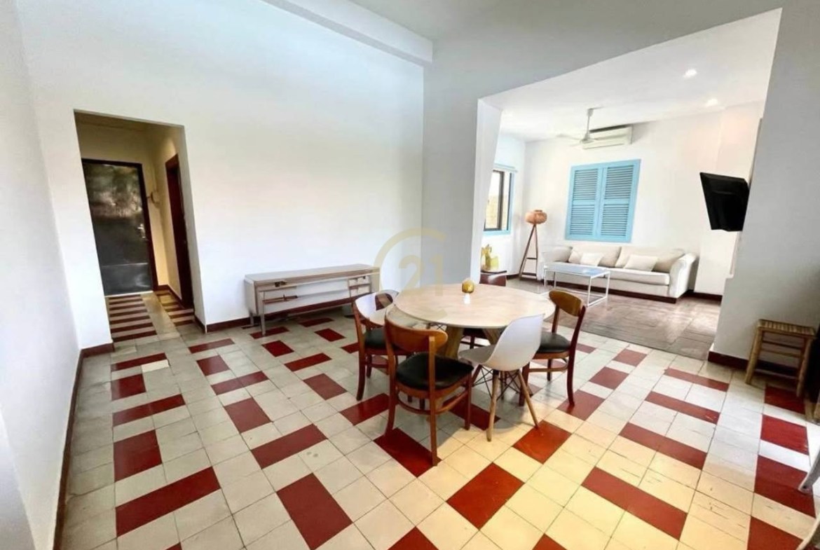 RENOVATED THREE BEDROOM FOR RENT-DAUN PENH