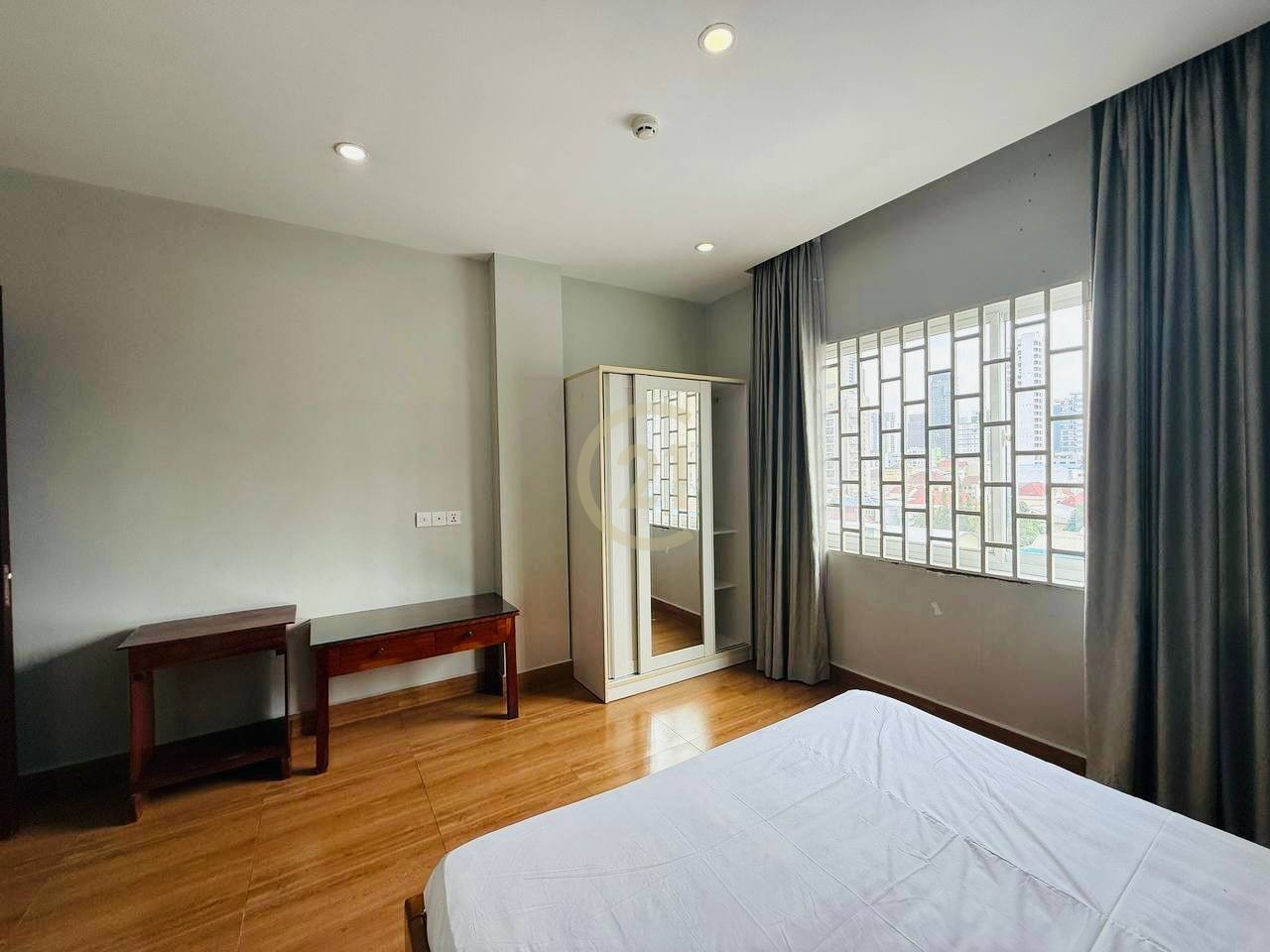 Best Price Two Bedroom For Rent At Toul Tompong