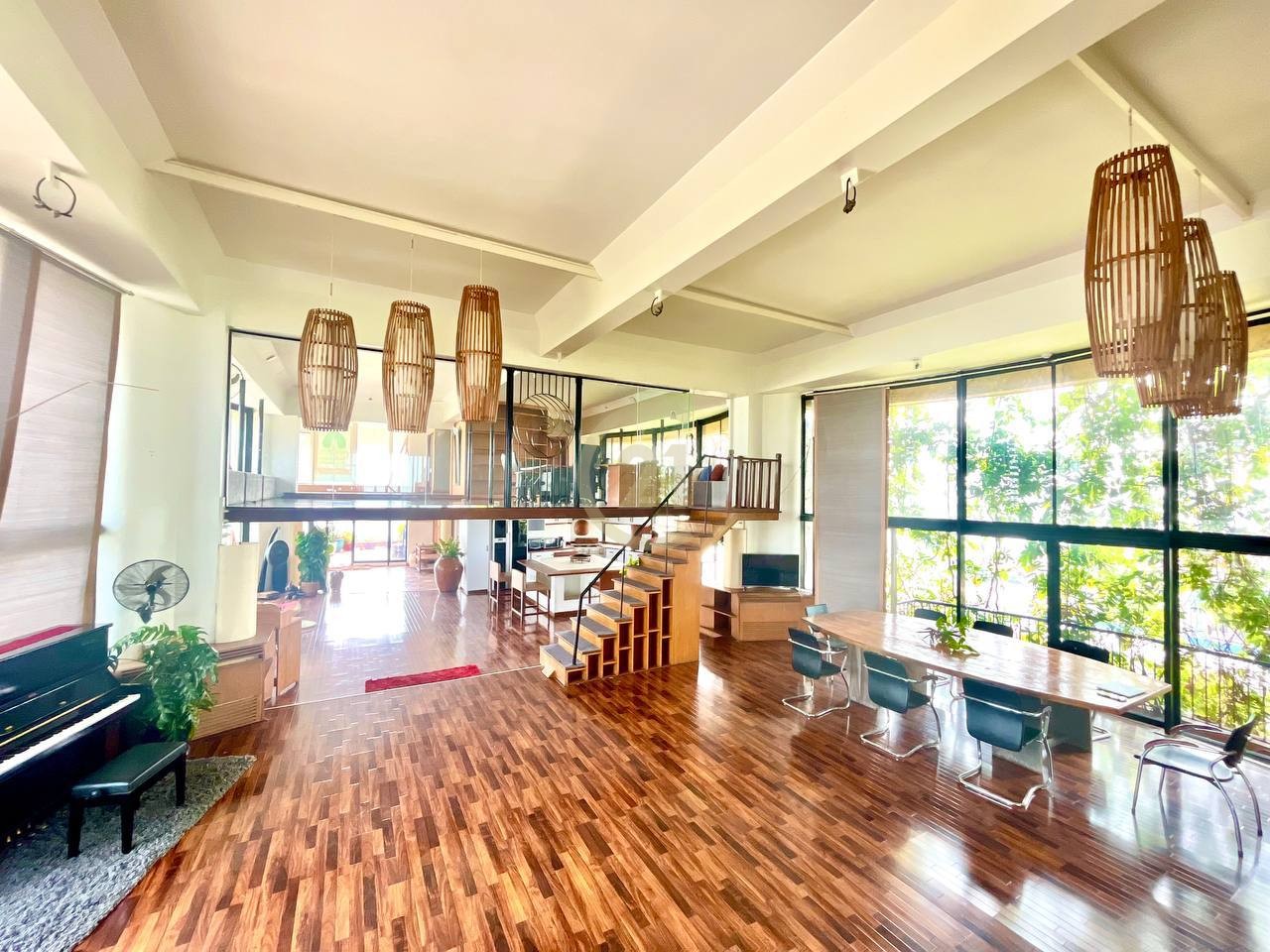 WESTERN PENTHOUSE FOR RENT-RIVER VIEW