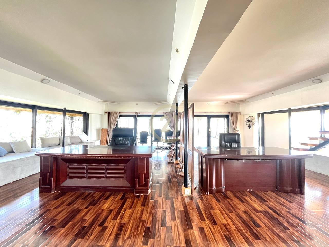 WESTERN PENTHOUSE FOR RENT-RIVER VIEW
