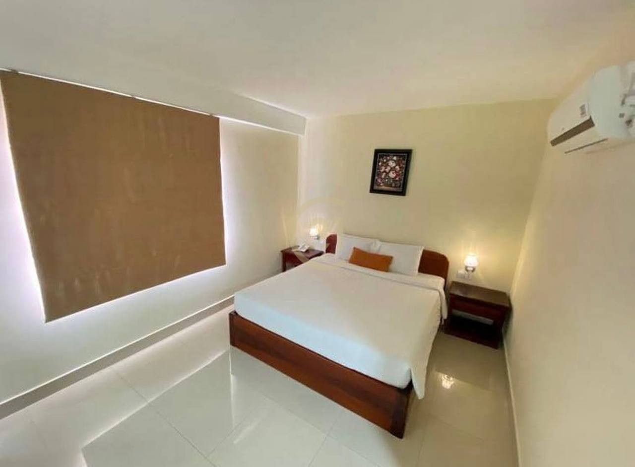 NICE ONE BEDROOM FOR RENT-CENTRAL MARKET