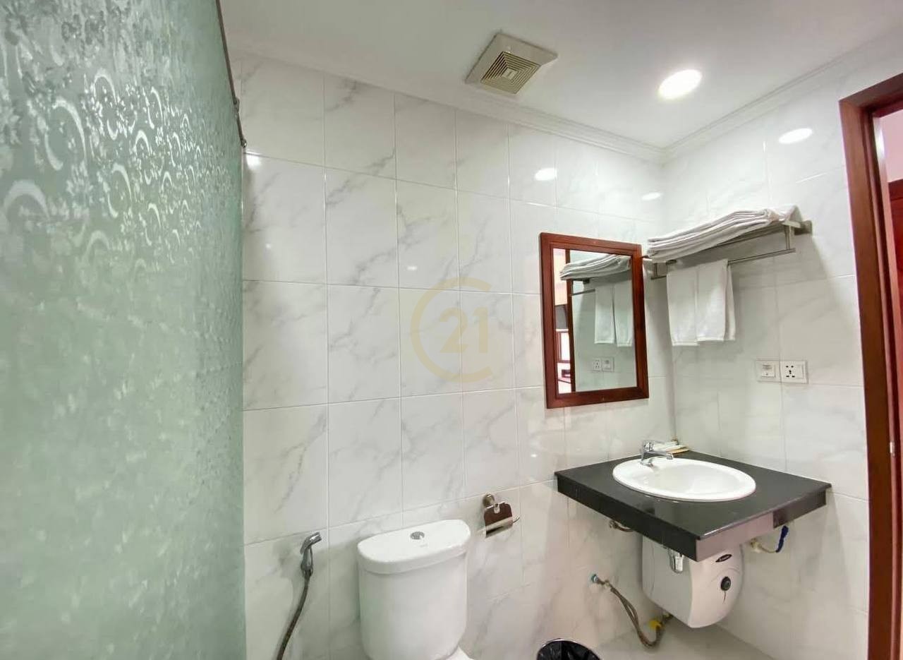 NICE ONE BEDROOM FOR RENT-CENTRAL MARKET