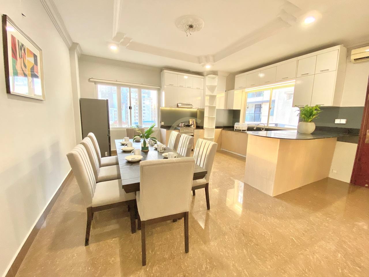 SPECIOUS FOUR BEDROOM FOR RENT-BKK1