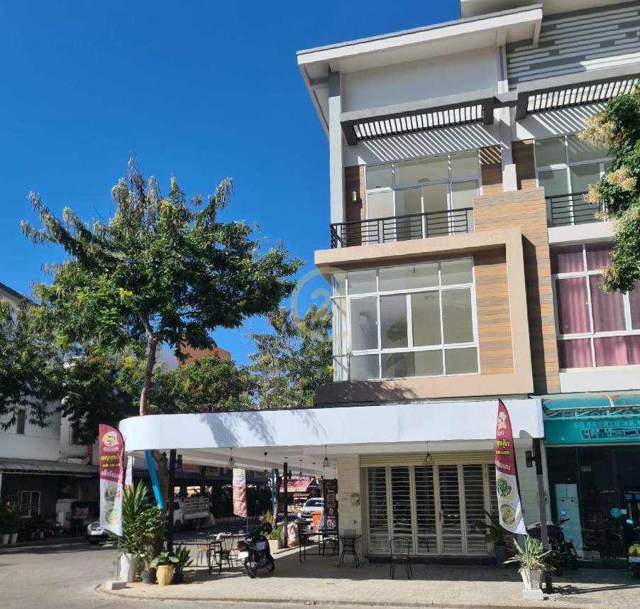 Shophouse For Rent At Peng Houth Boeung Snor