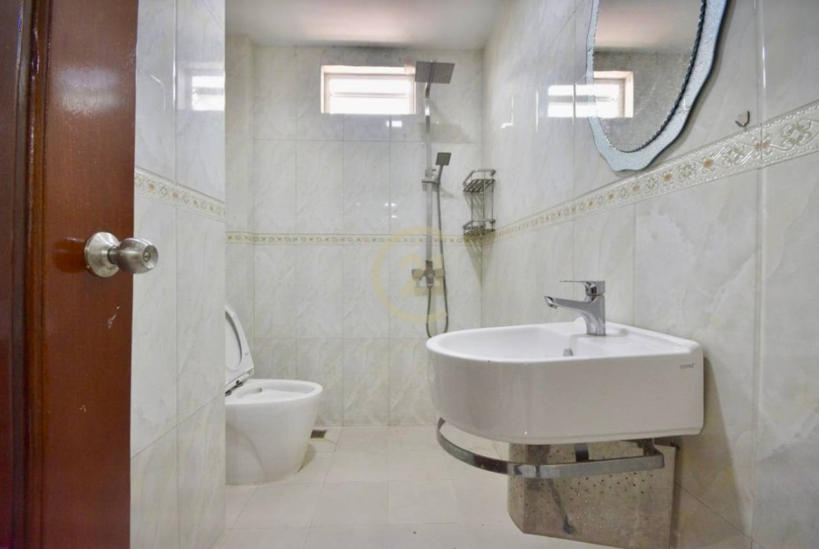 MODERN TWO BEDROOM FOR RENT-TOUL TOMPOUNG