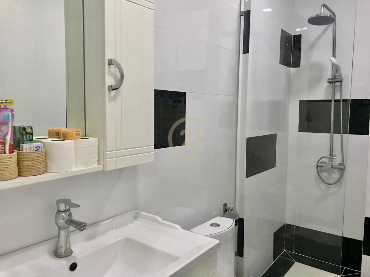 Two Bedroom For Rent At Toul Tompong
