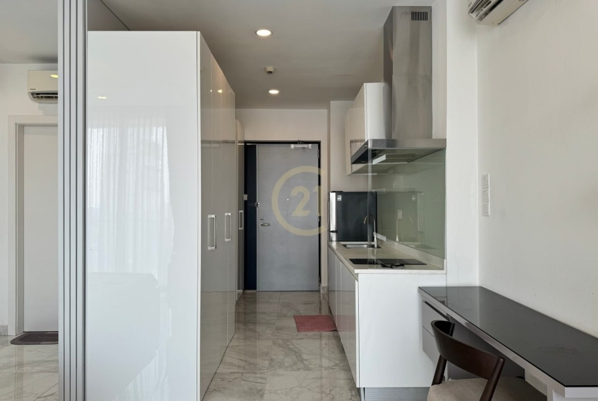 1 Bedroom Apartment For Rent Close To BKK1