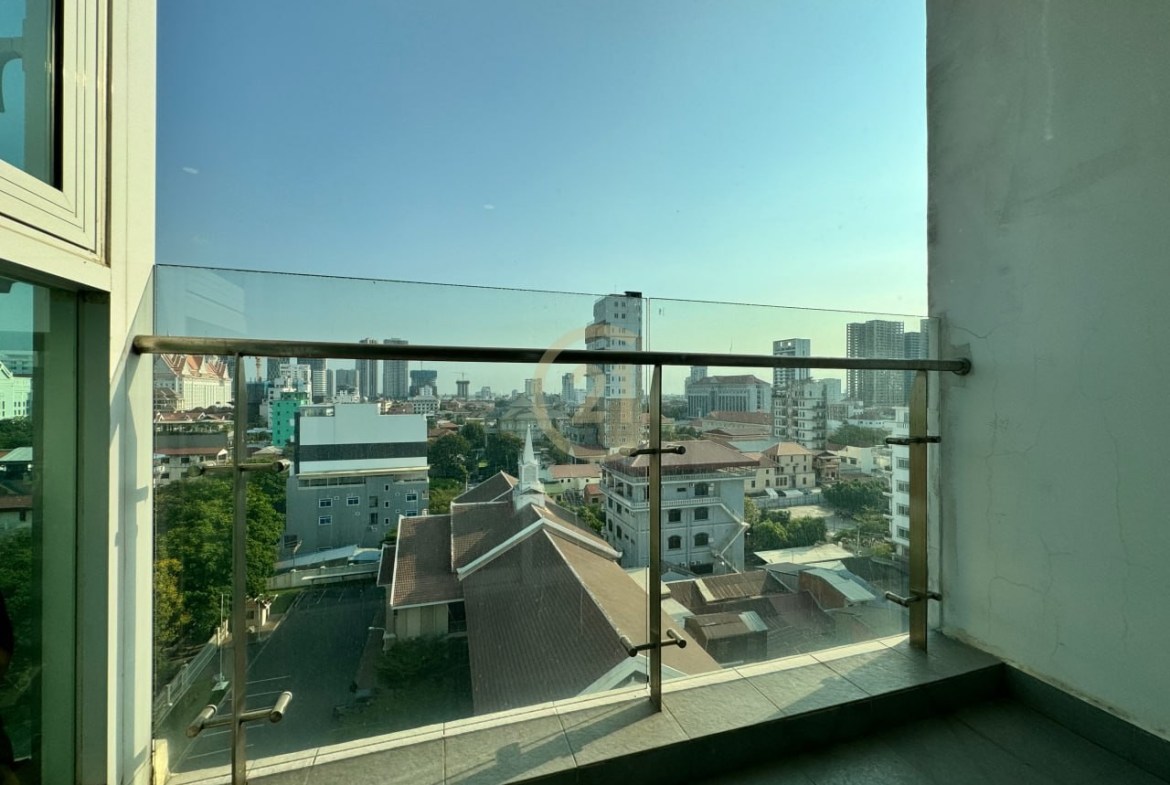 1 Bedroom Apartment For Rent Close To BKK1