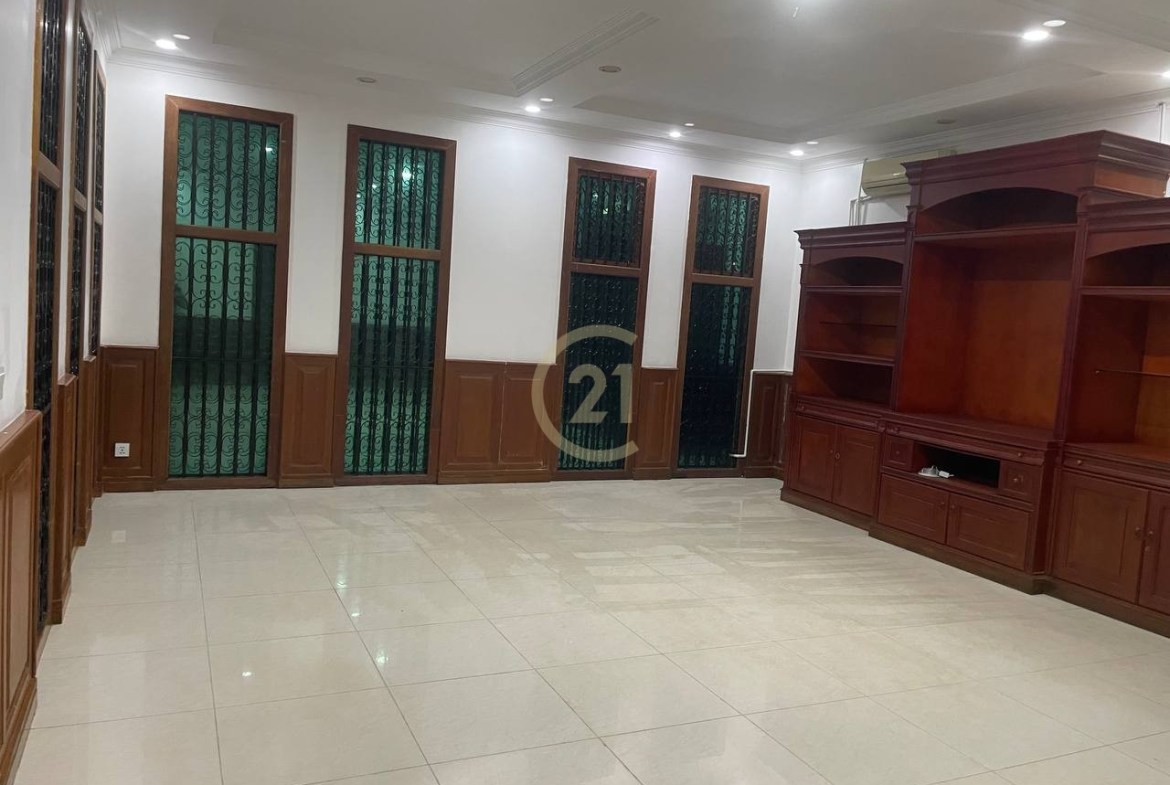 Villa For Rent At Toul Kork