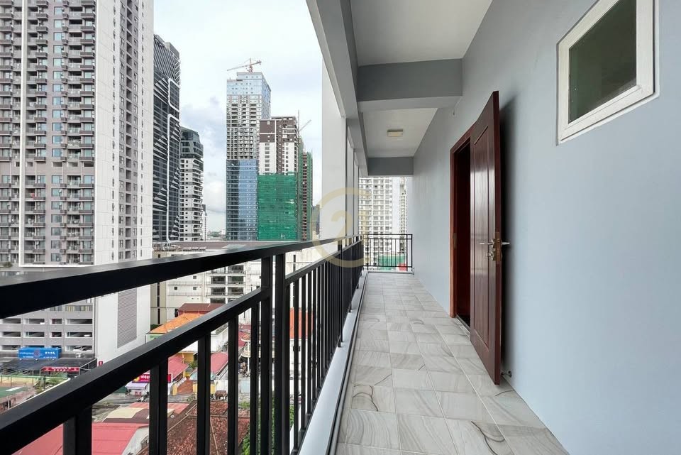 LUXURIOUS ONE BEDROOM FOR RENT-BKK2