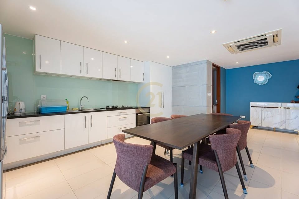 597694326_2287548345053499_7624237295180777309_n FANCY TWO BEDROOM FOR RENT-DAUN PENH