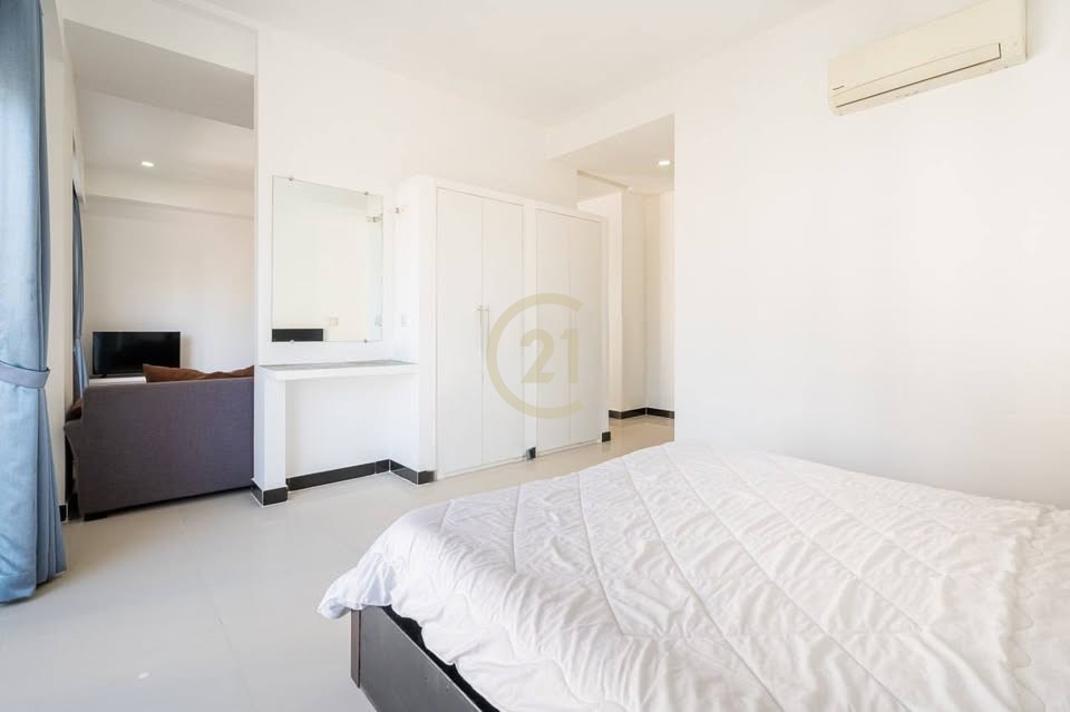 SPECIOUS ONE BEDROOM FOR RENT-TONLE BASSAC