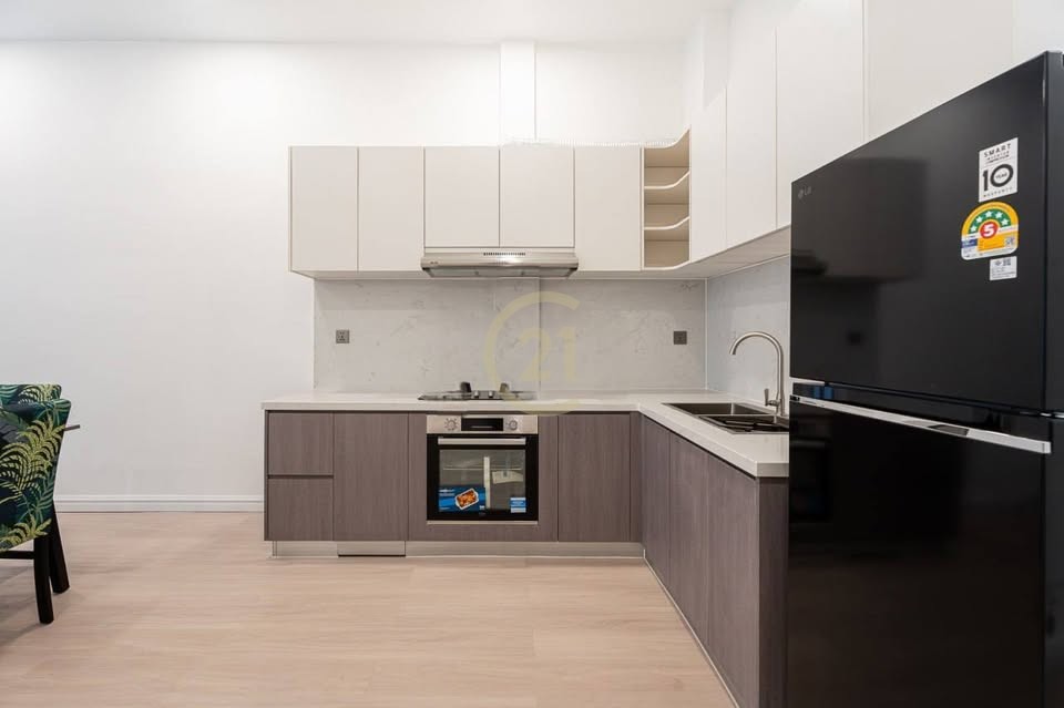 RENOVATED ONE BEDROOM FOR RENT-BKK1