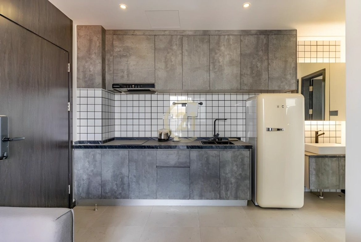 WESTERN ONE BEDROOM FOR RENT-BKK1
